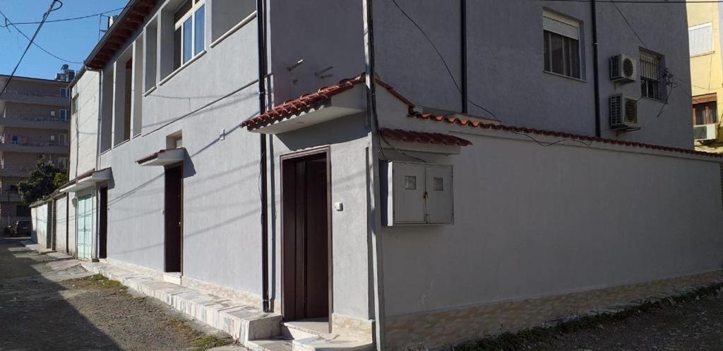 Private Villa Елбасан Екстериор снимка
